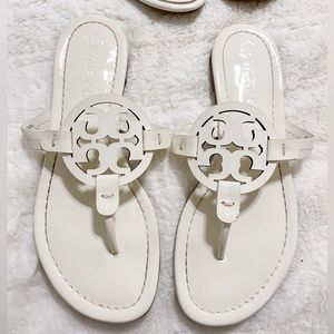 Tory Burch
Women's Miller Sandals New Ivory Patent White size 7.5